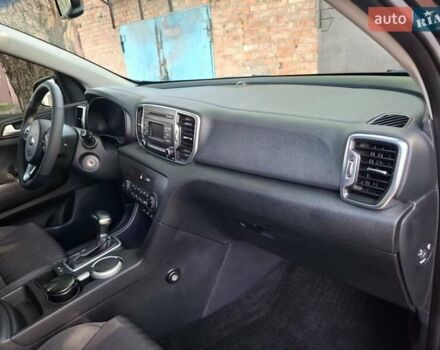 Черный Киа Sportage, объемом двигателя 2 л и пробегом 110 тыс. км за 17800 $, фото 10 на Automoto.ua