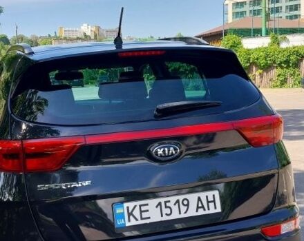 Чорний Кіа Sportage, об'ємом двигуна 2 л та пробігом 161 тис. км за 16500 $, фото 4 на Automoto.ua