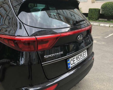 Чорний Кіа Sportage, об'ємом двигуна 2 л та пробігом 39 тис. км за 17800 $, фото 26 на Automoto.ua