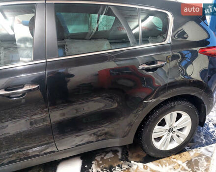 Чорний Кіа Sportage, об'ємом двигуна 2 л та пробігом 83 тис. км за 22000 $, фото 14 на Automoto.ua