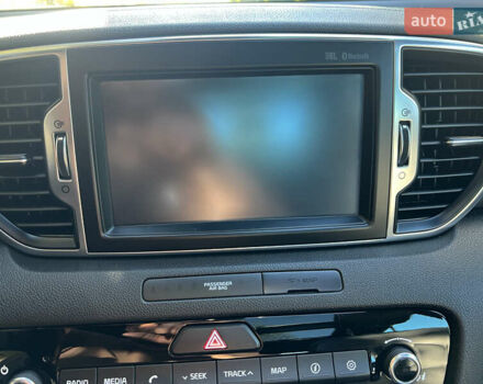 Черный Киа Sportage, объемом двигателя 2 л и пробегом 141 тыс. км за 18000 $, фото 24 на Automoto.ua