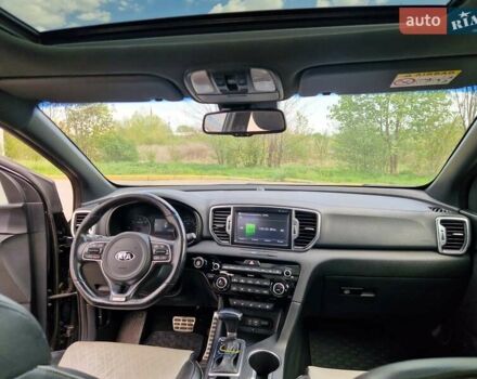 Чорний Кіа Sportage, об'ємом двигуна 2 л та пробігом 125 тис. км за 19000 $, фото 12 на Automoto.ua