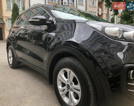 Чорний Кіа Sportage, об'ємом двигуна 2 л та пробігом 39 тис. км за 17800 $, фото 15 на Automoto.ua