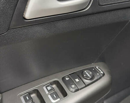 Черный Киа Sportage, объемом двигателя 1.7 л и пробегом 160 тыс. км за 16100 $, фото 20 на Automoto.ua