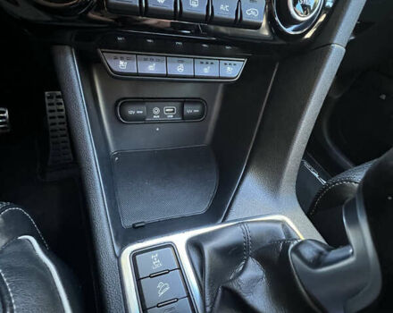 Черный Киа Sportage, объемом двигателя 2 л и пробегом 141 тыс. км за 18000 $, фото 21 на Automoto.ua