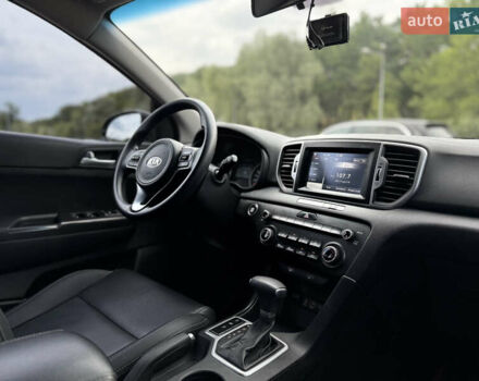 Черный Киа Sportage, объемом двигателя 1.69 л и пробегом 282 тыс. км за 14999 $, фото 25 на Automoto.ua