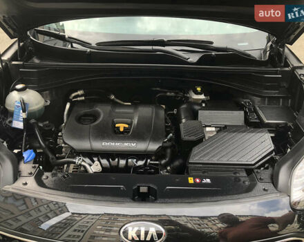 Чорний Кіа Sportage, об'ємом двигуна 2 л та пробігом 39 тис. км за 17800 $, фото 75 на Automoto.ua