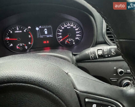 Черный Киа Sportage, объемом двигателя 1.7 л и пробегом 230 тыс. км за 15800 $, фото 31 на Automoto.ua