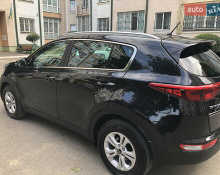 Чорний Кіа Sportage, об'ємом двигуна 2 л та пробігом 39 тис. км за 17800 $, фото 6 на Automoto.ua