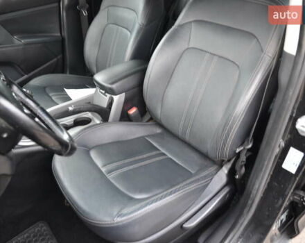 Черный Киа Sportage, объемом двигателя 1.7 л и пробегом 162 тыс. км за 14800 $, фото 14 на Automoto.ua