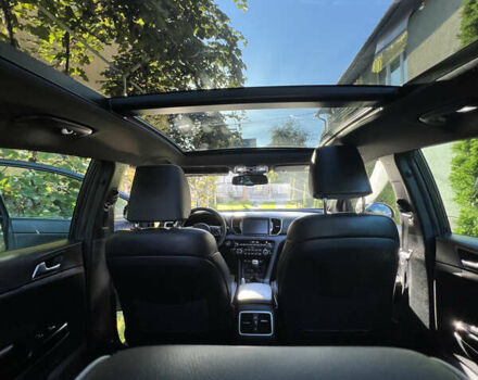 Черный Киа Sportage, объемом двигателя 2 л и пробегом 141 тыс. км за 18000 $, фото 26 на Automoto.ua