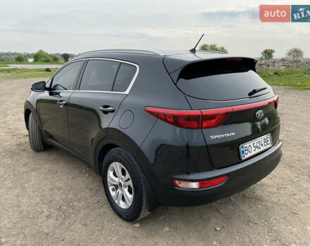 Чорний Кіа Sportage, об'ємом двигуна 1.69 л та пробігом 79 тис. км за 19000 $, фото 14 на Automoto.ua