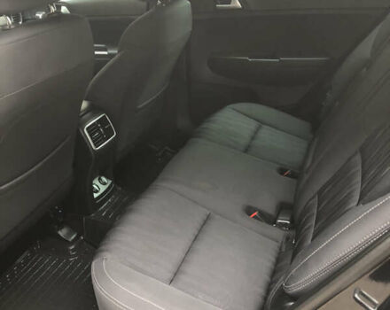 Чорний Кіа Sportage, об'ємом двигуна 2 л та пробігом 39 тис. км за 17800 $, фото 62 на Automoto.ua