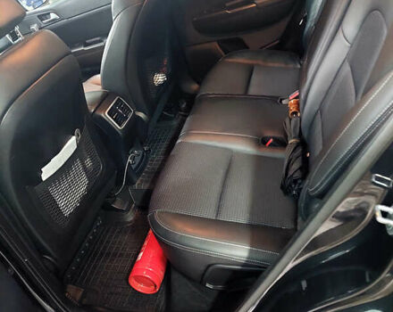 Чорний Кіа Sportage, об'ємом двигуна 2 л та пробігом 83 тис. км за 22000 $, фото 29 на Automoto.ua
