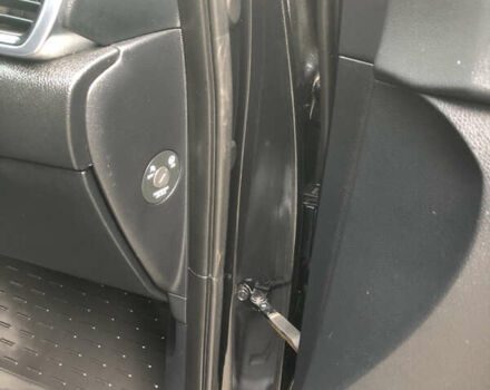 Чорний Кіа Sportage, об'ємом двигуна 2 л та пробігом 39 тис. км за 17800 $, фото 64 на Automoto.ua