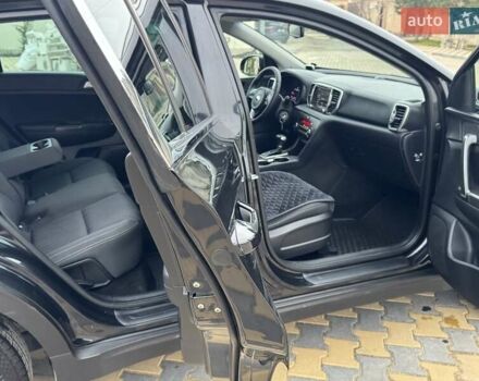 Чорний Кіа Sportage, об'ємом двигуна 1.69 л та пробігом 104 тис. км за 17300 $, фото 34 на Automoto.ua