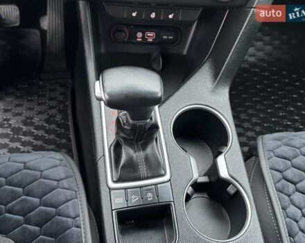 Чорний Кіа Sportage, об'ємом двигуна 1.69 л та пробігом 104 тис. км за 17300 $, фото 27 на Automoto.ua