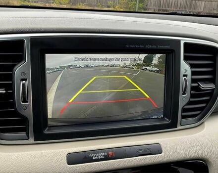 Черный Киа Sportage, объемом двигателя 2 л и пробегом 61 тыс. км за 7000 $, фото 8 на Automoto.ua