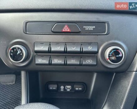 Чорний Кіа Sportage, об'ємом двигуна 2.4 л та пробігом 160 тис. км за 15000 $, фото 41 на Automoto.ua