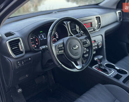 Чорний Кіа Sportage, об'ємом двигуна 1.69 л та пробігом 80 тис. км за 18500 $, фото 47 на Automoto.ua