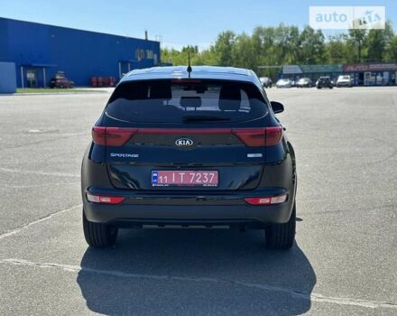 Чорний Кіа Sportage, об'ємом двигуна 1.7 л та пробігом 119 тис. км за 18600 $, фото 9 на Automoto.ua