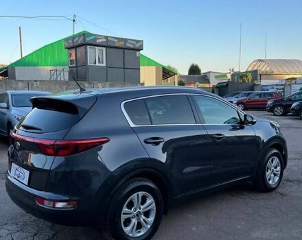 Чорний Кіа Sportage, об'ємом двигуна 1.59 л та пробігом 98 тис. км за 15500 $, фото 9 на Automoto.ua