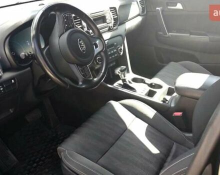 Черный Киа Sportage, объемом двигателя 2 л и пробегом 220 тыс. км за 18300 $, фото 10 на Automoto.ua
