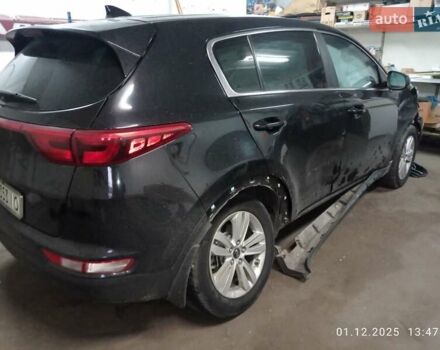 Черный Киа Sportage, объемом двигателя 2.36 л и пробегом 85 тыс. км за 13000 $, фото 5 на Automoto.ua