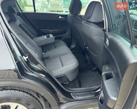 Чорний Кіа Sportage, об'ємом двигуна 1.69 л та пробігом 104 тис. км за 17300 $, фото 33 на Automoto.ua