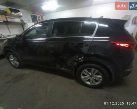 Черный Киа Sportage, объемом двигателя 2.36 л и пробегом 85 тыс. км за 13000 $, фото 2 на Automoto.ua