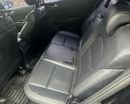 Черный Киа Sportage, объемом двигателя 1.7 л и пробегом 170 тыс. км за 16500 $, фото 7 на Automoto.ua