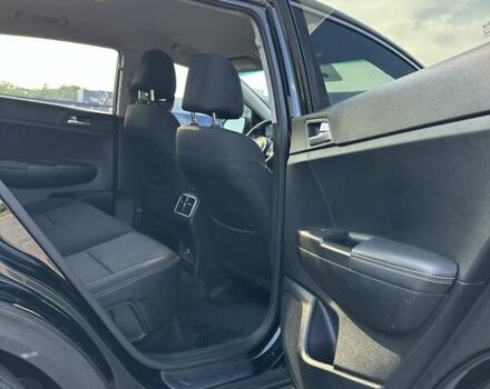 Чорний Кіа Sportage, об'ємом двигуна 2.4 л та пробігом 160 тис. км за 15000 $, фото 32 на Automoto.ua