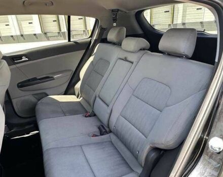 Черный Киа Sportage, объемом двигателя 2.4 л и пробегом 47 тыс. км за 3200 $, фото 7 на Automoto.ua