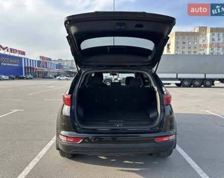 Чорний Кіа Sportage, об'ємом двигуна 2.4 л та пробігом 160 тис. км за 15000 $, фото 54 на Automoto.ua