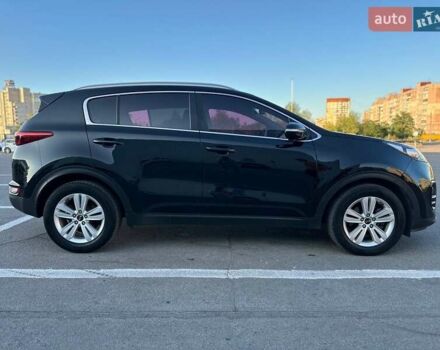 Черный Киа Sportage, объемом двигателя 2 л и пробегом 194 тыс. км за 17800 $, фото 3 на Automoto.ua