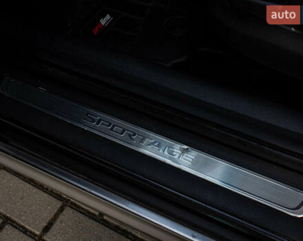 Черный Киа Sportage, объемом двигателя 1.6 л и пробегом 68 тыс. км за 16900 $, фото 33 на Automoto.ua