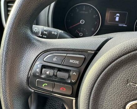 Чорний Кіа Sportage, об'ємом двигуна 2.4 л та пробігом 160 тис. км за 15000 $, фото 47 на Automoto.ua