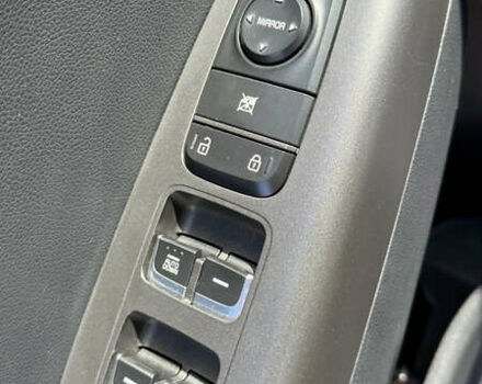 Черный Киа Sportage, объемом двигателя 2 л и пробегом 170 тыс. км за 18500 $, фото 8 на Automoto.ua