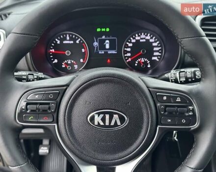 Чорний Кіа Sportage, об'ємом двигуна 1.69 л та пробігом 104 тис. км за 17300 $, фото 23 на Automoto.ua