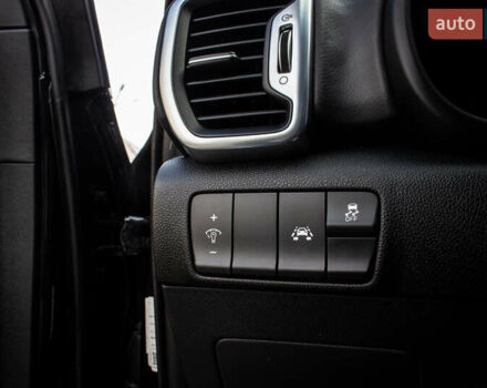 Черный Киа Sportage, объемом двигателя 1.6 л и пробегом 68 тыс. км за 16900 $, фото 37 на Automoto.ua