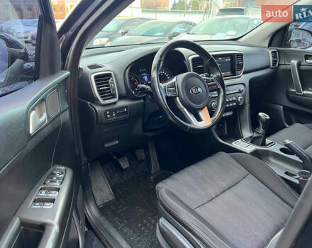 Черный Киа Sportage, объемом двигателя 1.6 л и пробегом 98 тыс. км за 14999 $, фото 15 на Automoto.ua