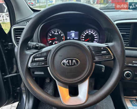 Чорний Кіа Sportage, об'ємом двигуна 1.6 л та пробігом 89 тис. км за 17500 $, фото 15 на Automoto.ua