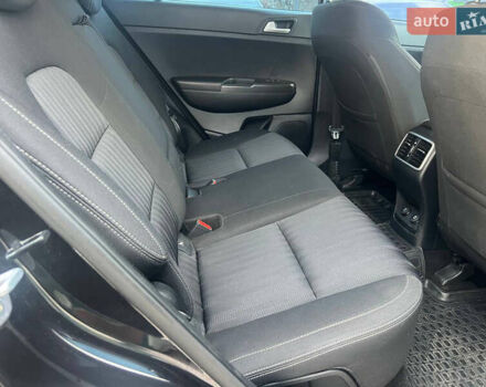 Черный Киа Sportage, объемом двигателя 1.6 л и пробегом 98 тыс. км за 14999 $, фото 9 на Automoto.ua