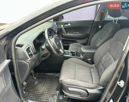 Черный Киа Sportage, объемом двигателя 1.69 л и пробегом 85 тыс. км за 17600 $, фото 11 на Automoto.ua