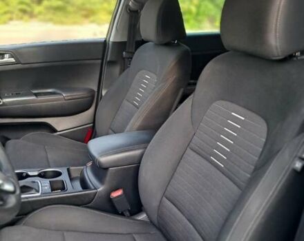 Черный Киа Sportage, объемом двигателя 2.4 л и пробегом 138 тыс. км за 15850 $, фото 4 на Automoto.ua