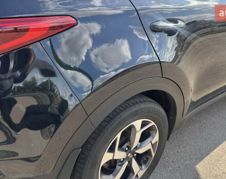 Чорний Кіа Sportage, об'ємом двигуна 1.6 л та пробігом 90 тис. км за 14999 $, фото 7 на Automoto.ua
