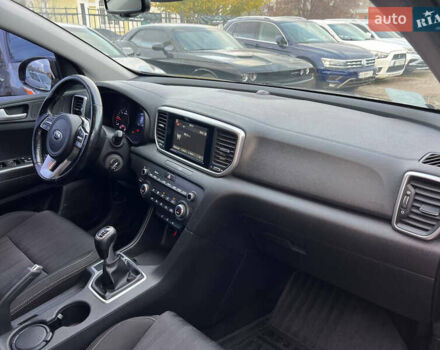 Черный Киа Sportage, объемом двигателя 1.6 л и пробегом 98 тыс. км за 14999 $, фото 14 на Automoto.ua