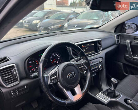 Черный Киа Sportage, объемом двигателя 1.6 л и пробегом 98 тыс. км за 14999 $, фото 17 на Automoto.ua