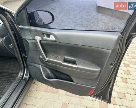 Черный Киа Sportage, объемом двигателя 1.69 л и пробегом 85 тыс. км за 17600 $, фото 22 на Automoto.ua