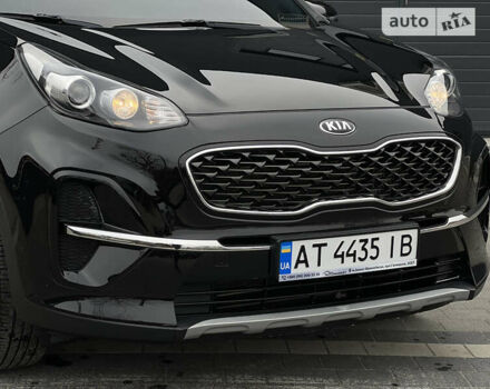 Чорний Кіа Sportage, об'ємом двигуна 1.6 л та пробігом 102 тис. км за 21900 $, фото 8 на Automoto.ua